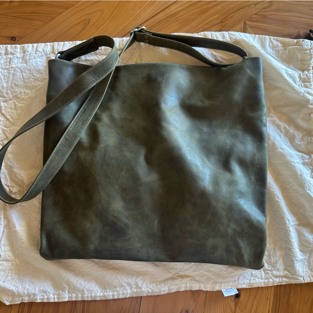 Rough & Tumble Moss Leather bag, Olivia, adjustable strap shoulder crossbody NEW
